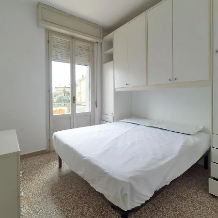 Nazioni Apartman *